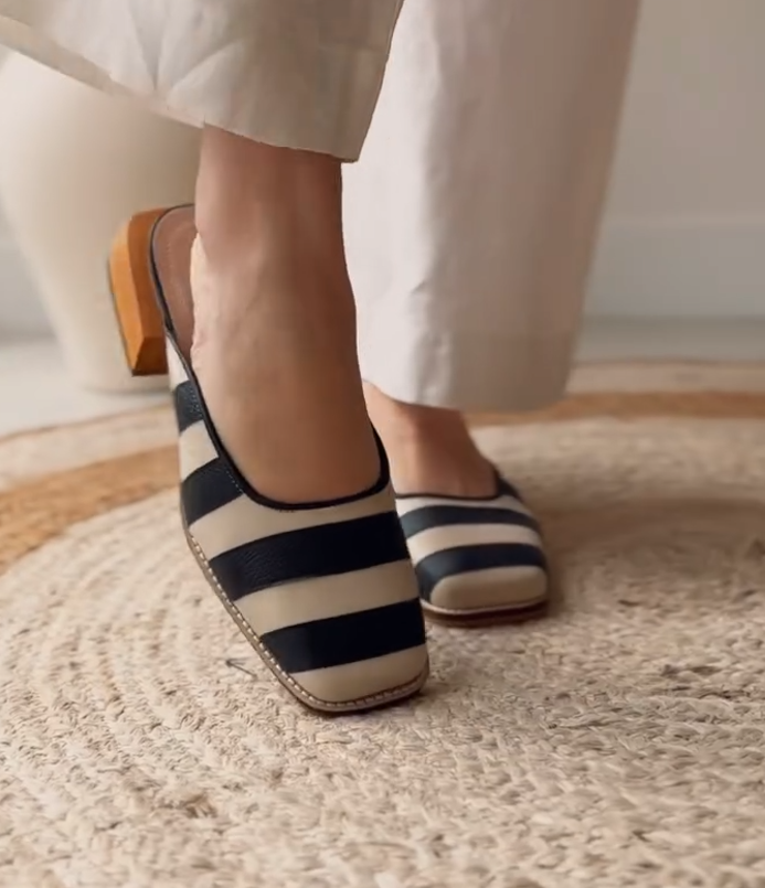 Striped wedge heel slippers