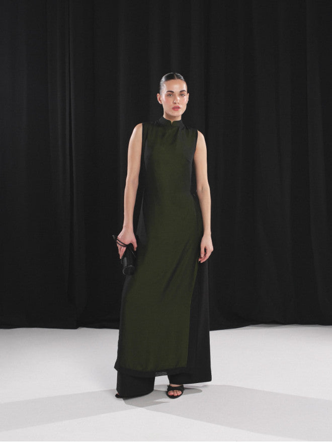 Double-layered waist-cinching outer garment