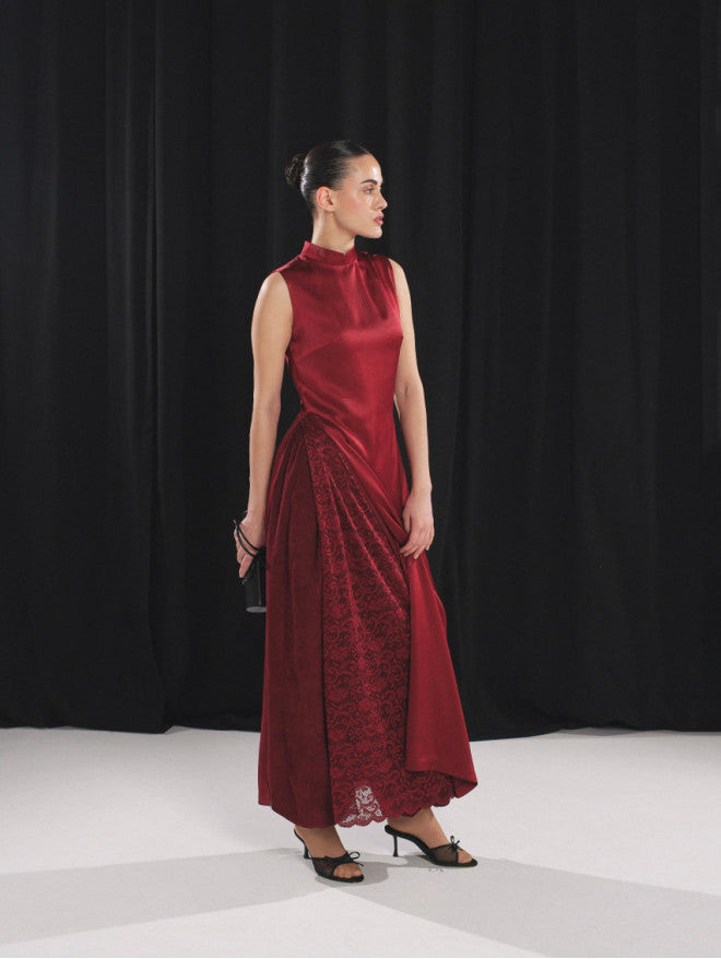 Double-layered waist-cinching outer garment