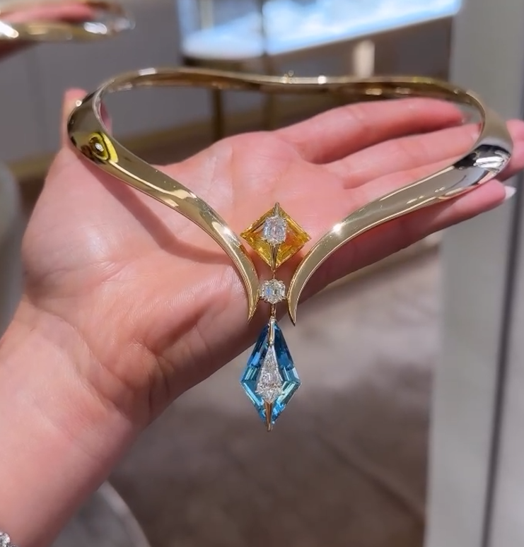 ‘Kissing’ Yellow Sapphire No Heat And Diamond Necklace